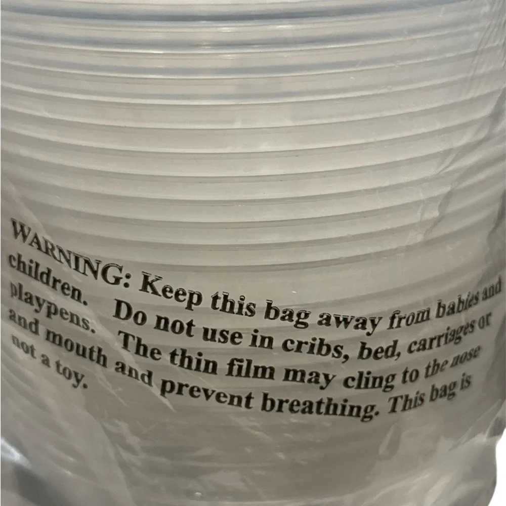 24 pcs Target Threshold Clear Plastic Saucer 6 inches NEW